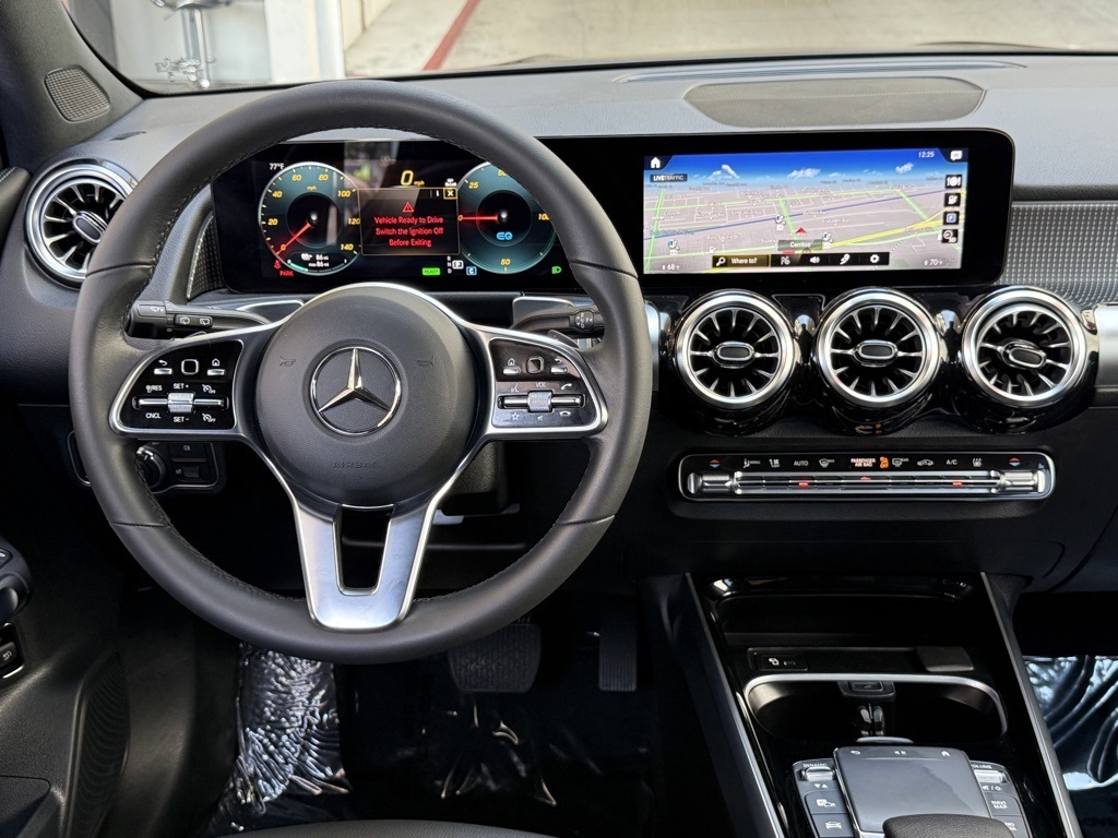 2023 Mercedes Benz EQB photo 26