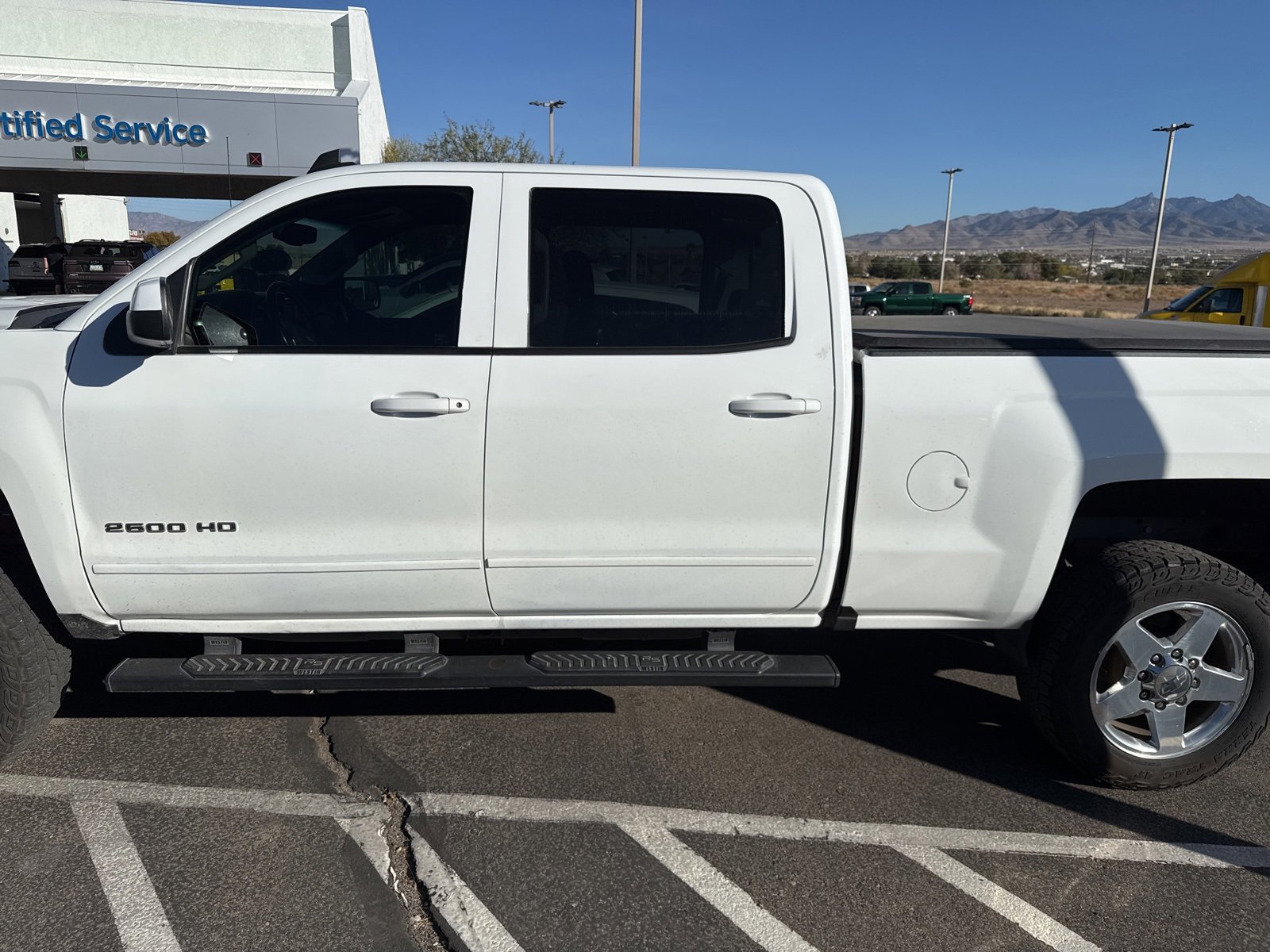 2019 Chevrolet Silverado 2500HD LT photo 3