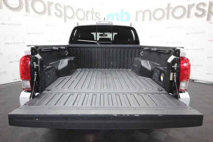 2017 Toyota Tacoma SR5 Sport TRD Pro photo 5