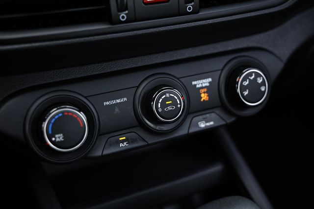 2022 Kia Forte LXS photo 36