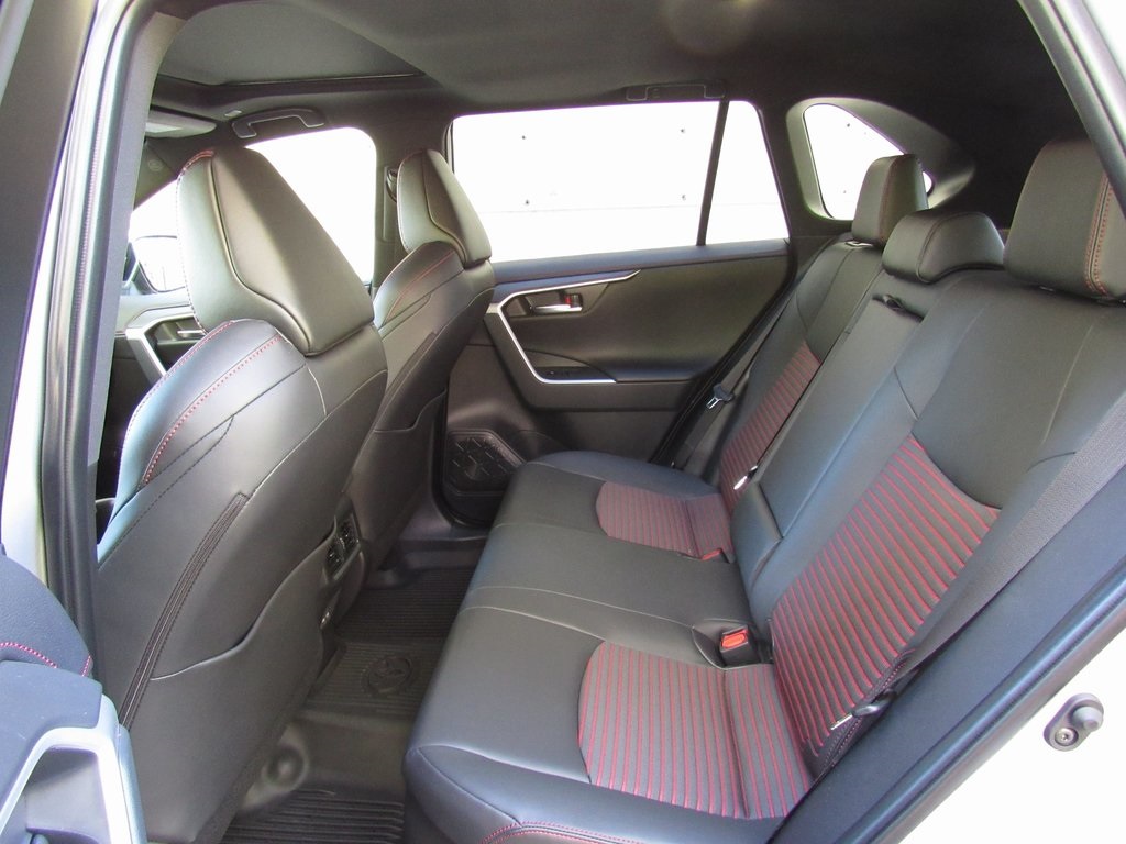 2025 Toyota RAV4 Hybrid XSE photo 14