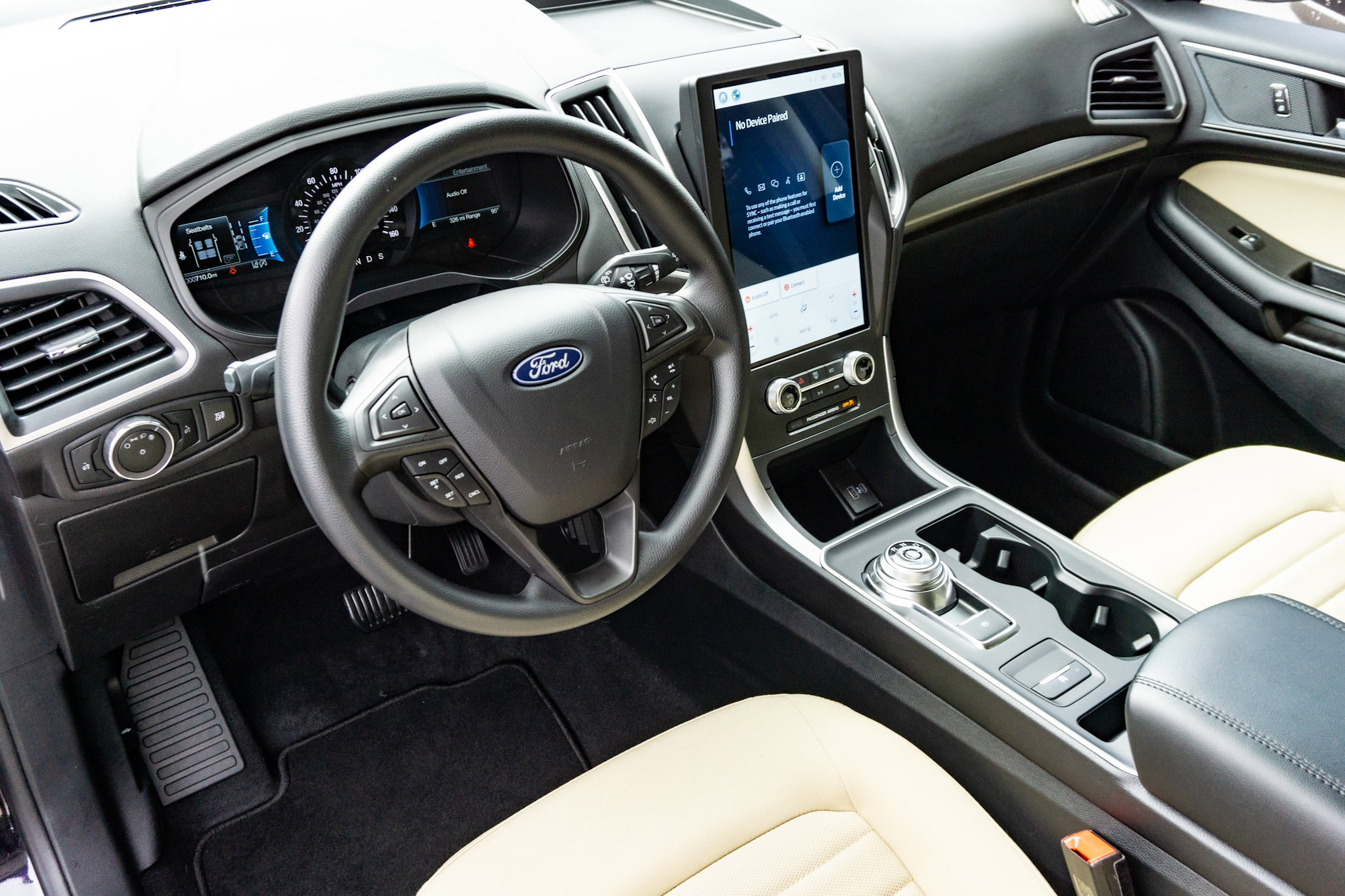 2024 Ford Edge SE photo 6