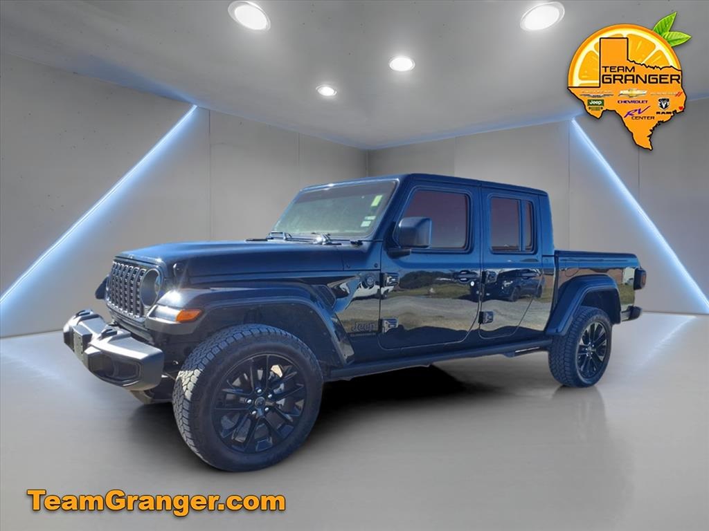 2025 Jeep Gladiator Sport photo 2