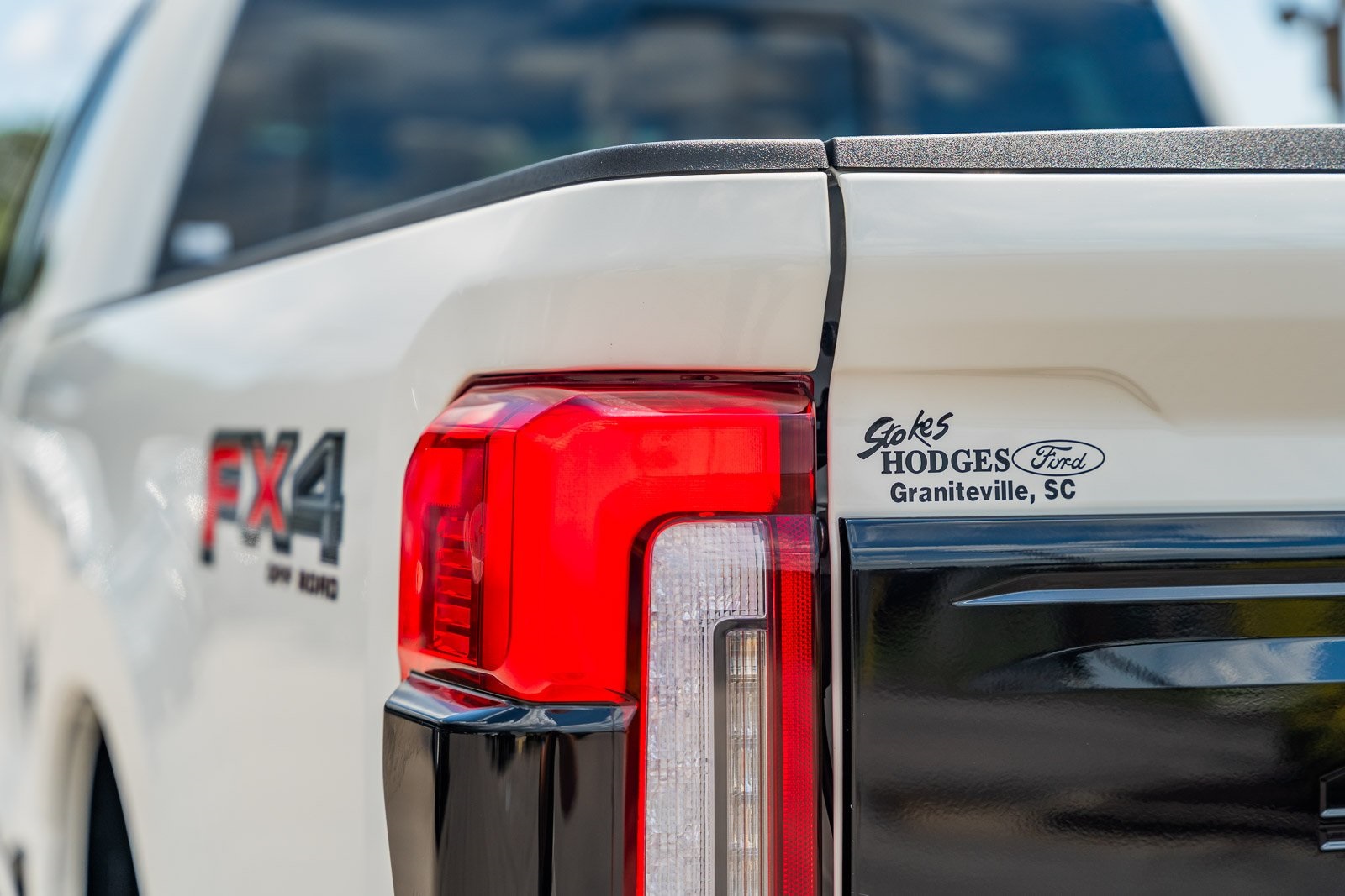 2025 Ford F-350 Platinum photo 9