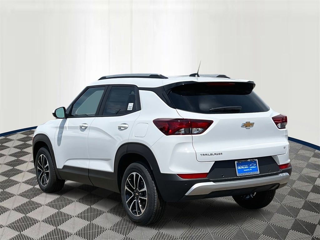 2026 Chevrolet Trailblazer LT photo 4