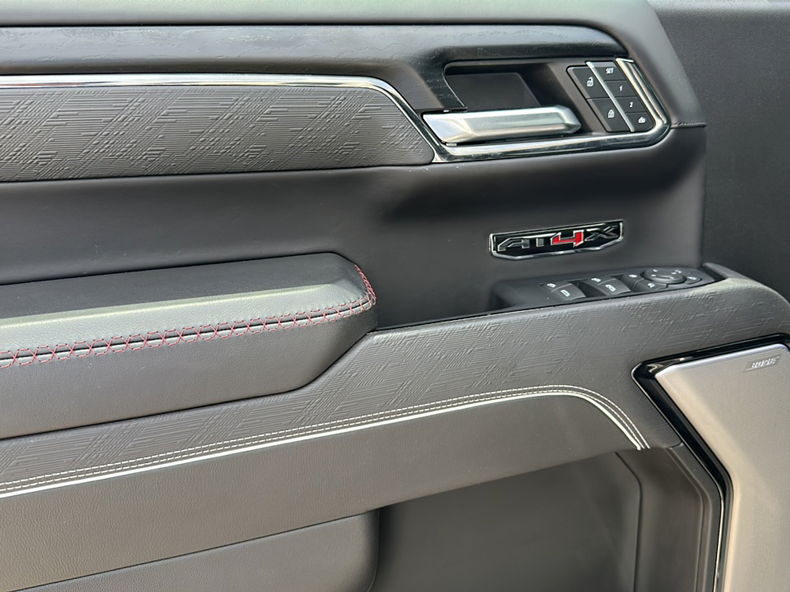 2024 Gmc Sierra 1500 AT4X photo 6