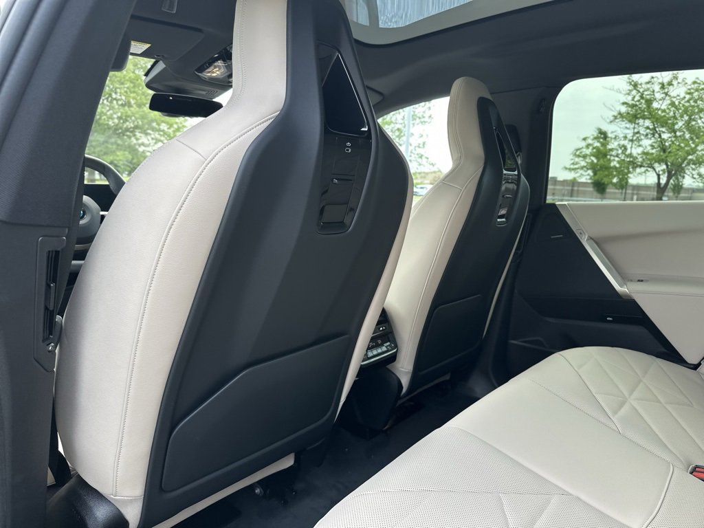 2026 Bmw iX iX xDrive60 photo 18