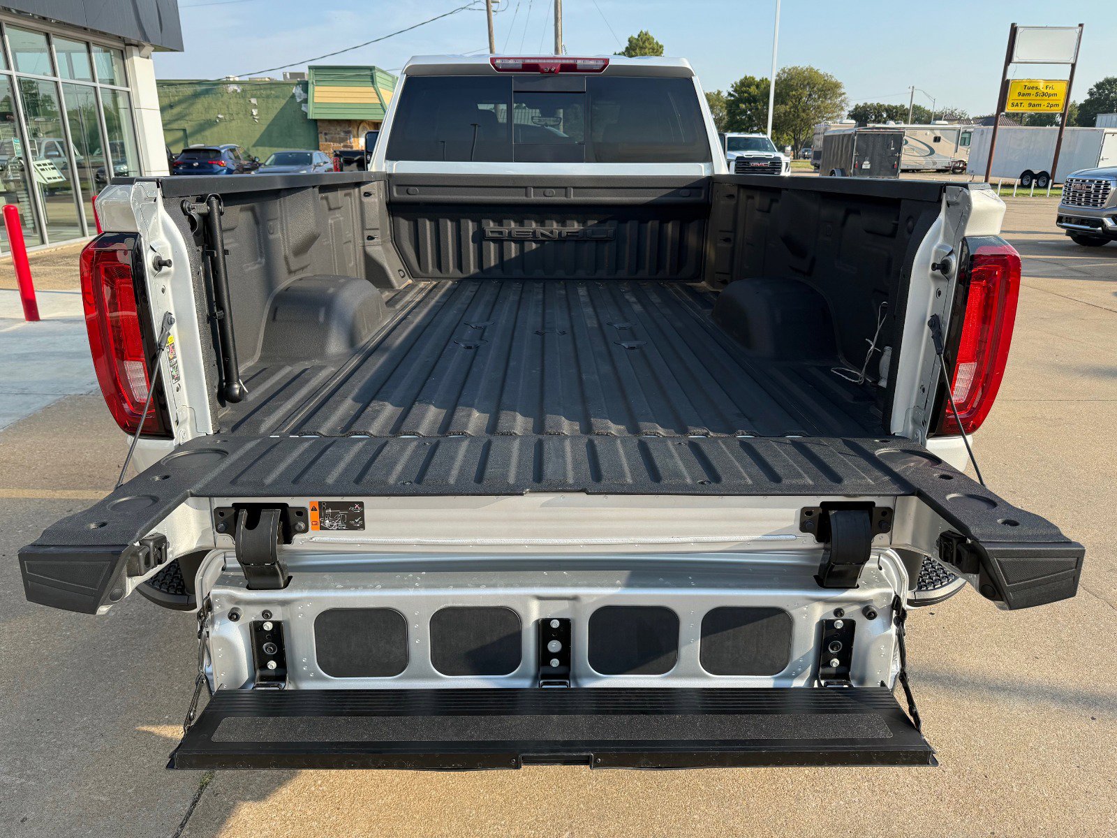 2022 Gmc Sierra 3500 HD Denali photo 5