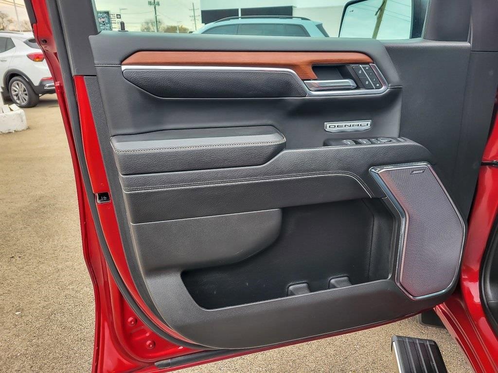 2023 GMC SIERRA - Image 19