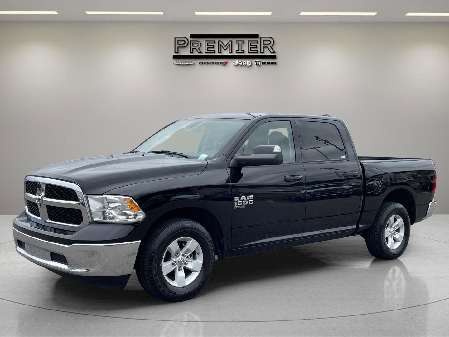 2023 RAM Ram 1500 Classic Warlock's photo
