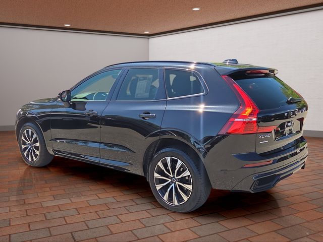 2025 Volvo XC60 B5 Plus photo 27
