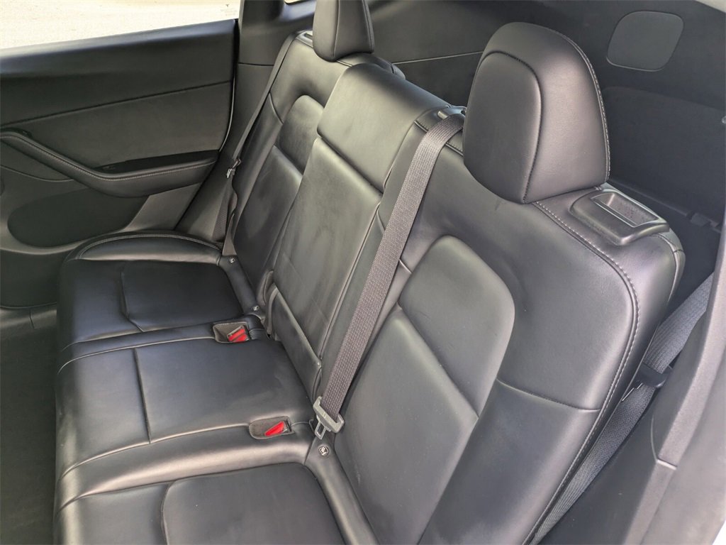 2022 Tesla Model Y Long Range photo 16