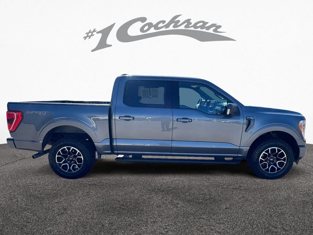 2022 Ford F-150 XLT photo 8