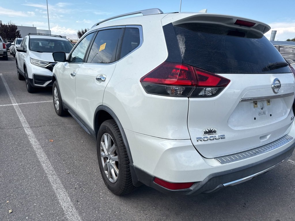 2018 Nissan Rogue SV photo 15