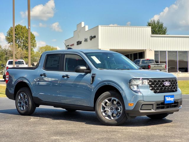 2025 Ford Maverick XLT photo 2