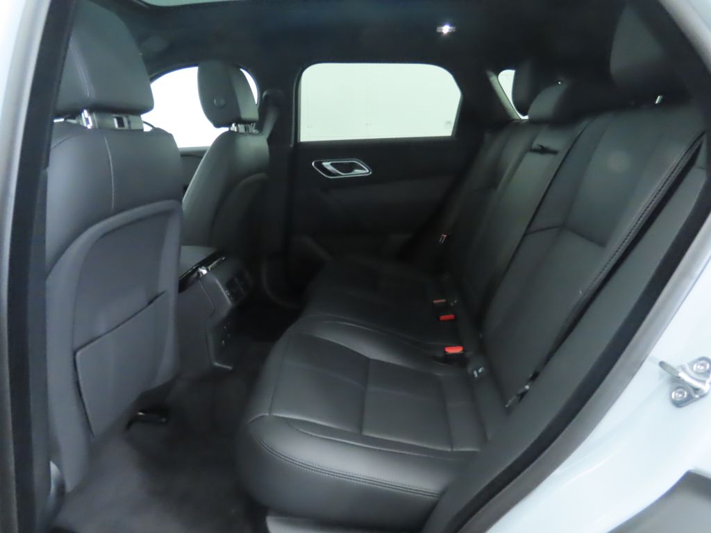 2025 Land Rover Range Rover Velar SE photo 20