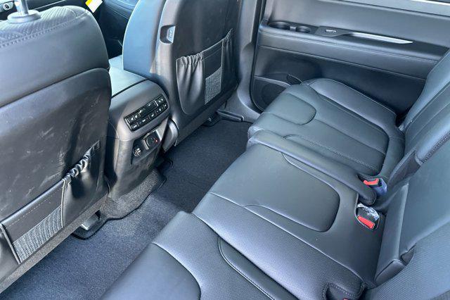 2025 Hyundai Palisade SEL photo 9