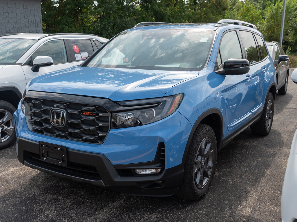 2024 Honda Passport TrailSport photo 3