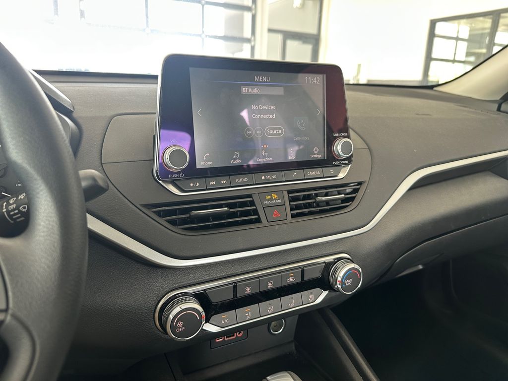 2025 Nissan Altima 2.5 S photo 11