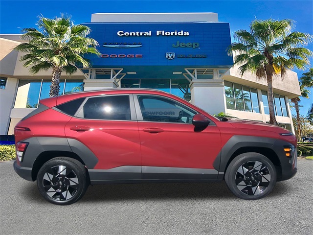 2024 Hyundai Kona SEL photo 2