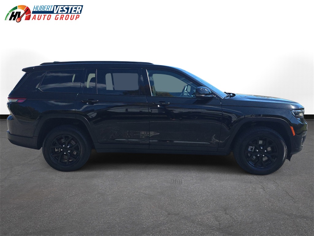 2024 Jeep Grand Cherokee Altitude photo 5