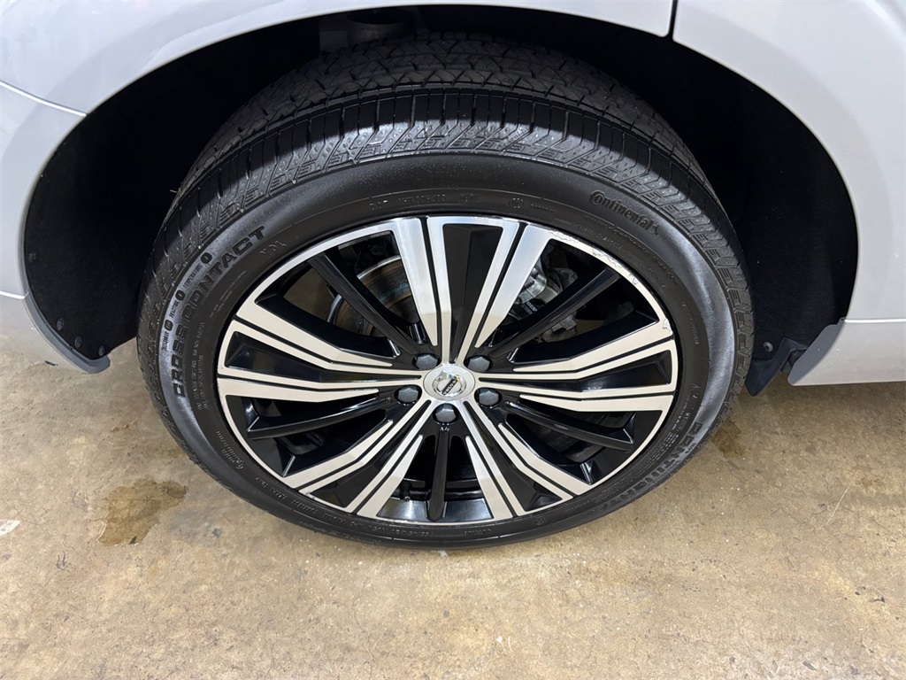2023 Volvo XC60 B5 Plus photo 36