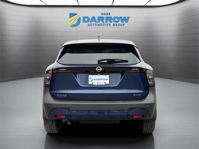 2025 Nissan Kicks SV photo 3
