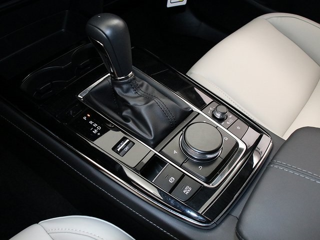 2024 Mazda CX-30 2.5 S Preferred photo 19