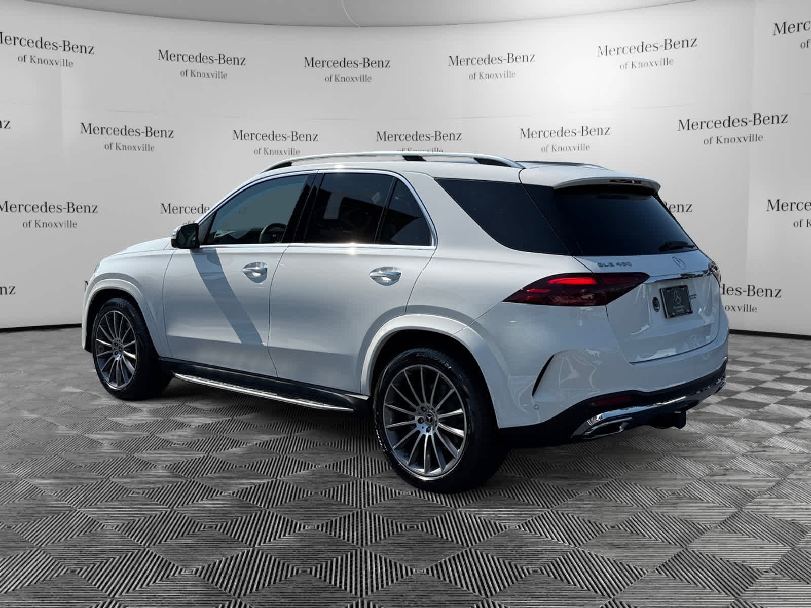 2026 Mercedes Benz GLE 450 4MATIC photo 2
