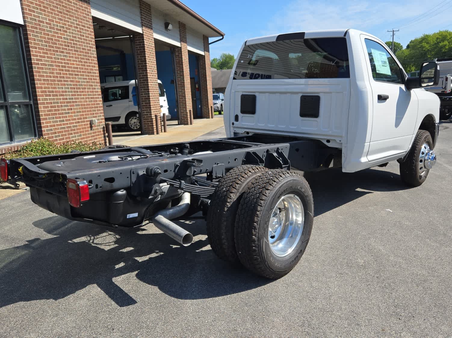2025 Ram 3500 Tradesman photo 4