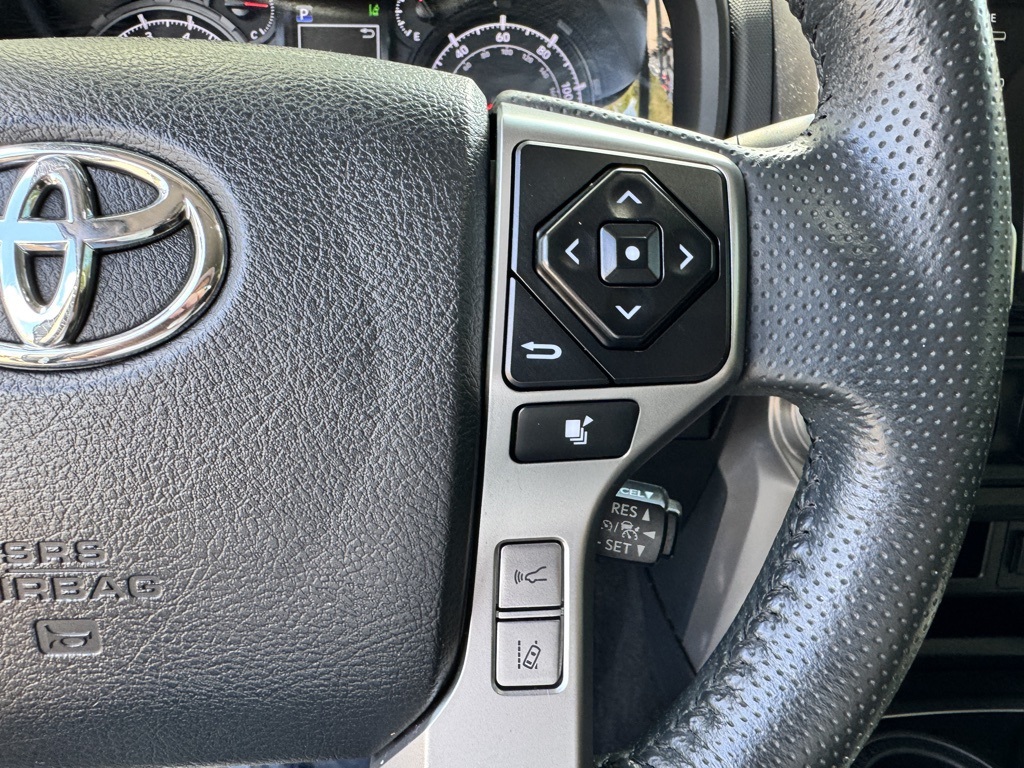 2021 Toyota 4Runner SR5 Premium photo 22