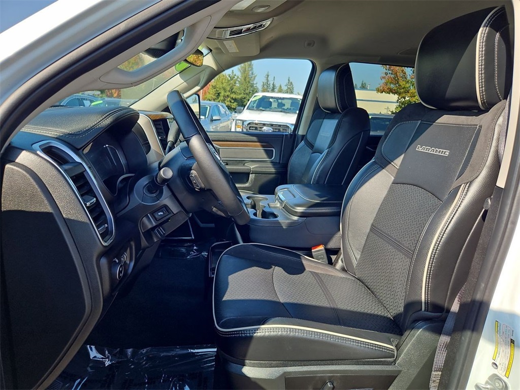 2024 Ram 2500 Laramie photo 12