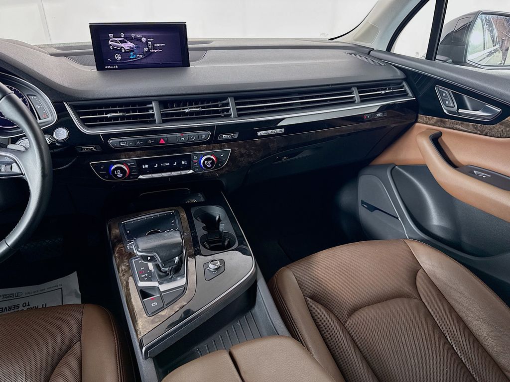2017 Audi Q7 3.0T Prestige photo 26