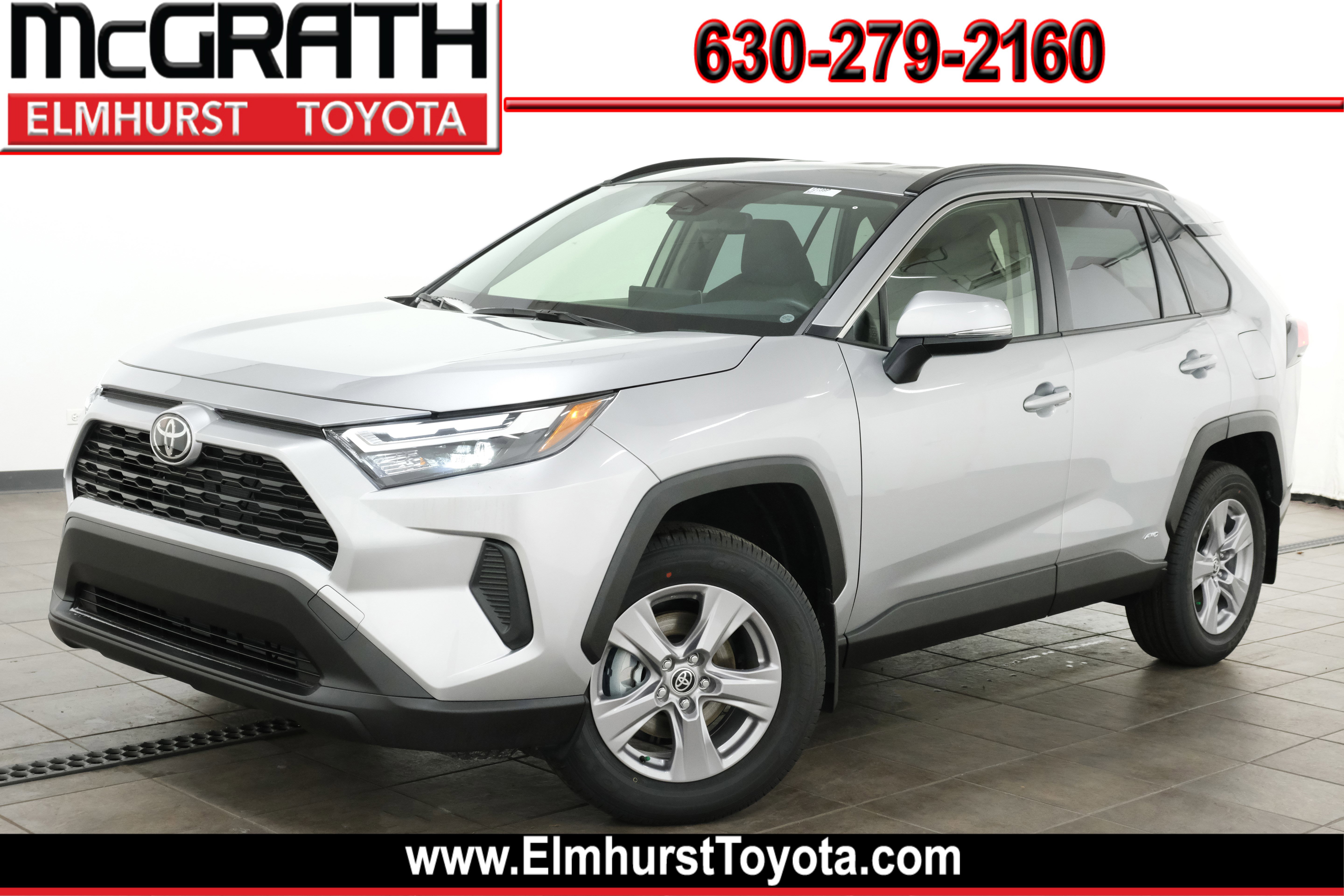 2025 Toyota RAV4 XLE's photo