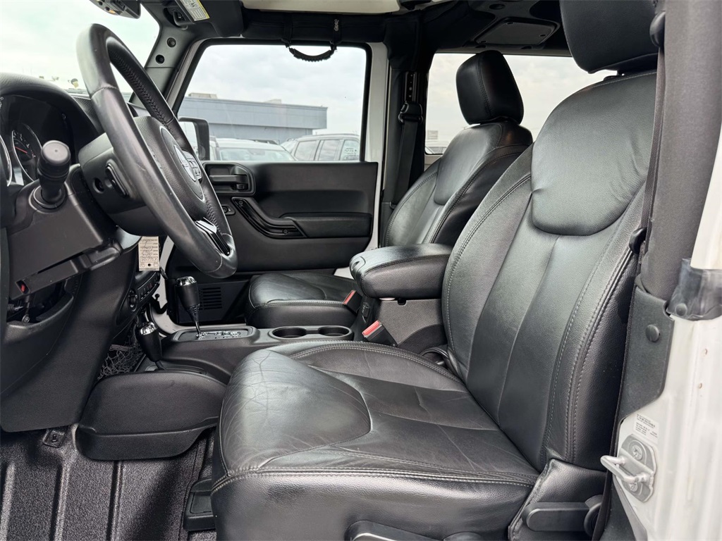 2015 Jeep Wrangler Sahara Altitude photo 12