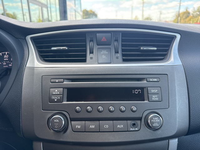 2013 Nissan Sentra S photo 15