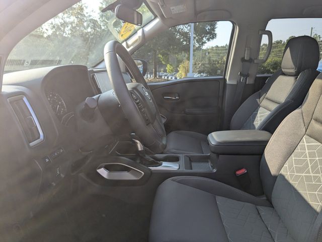 2025 Nissan Frontier SV photo 16