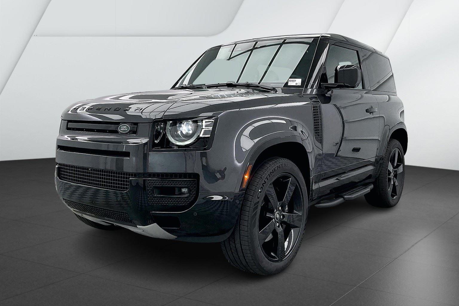 2025 Land Rover Defender V8's photo