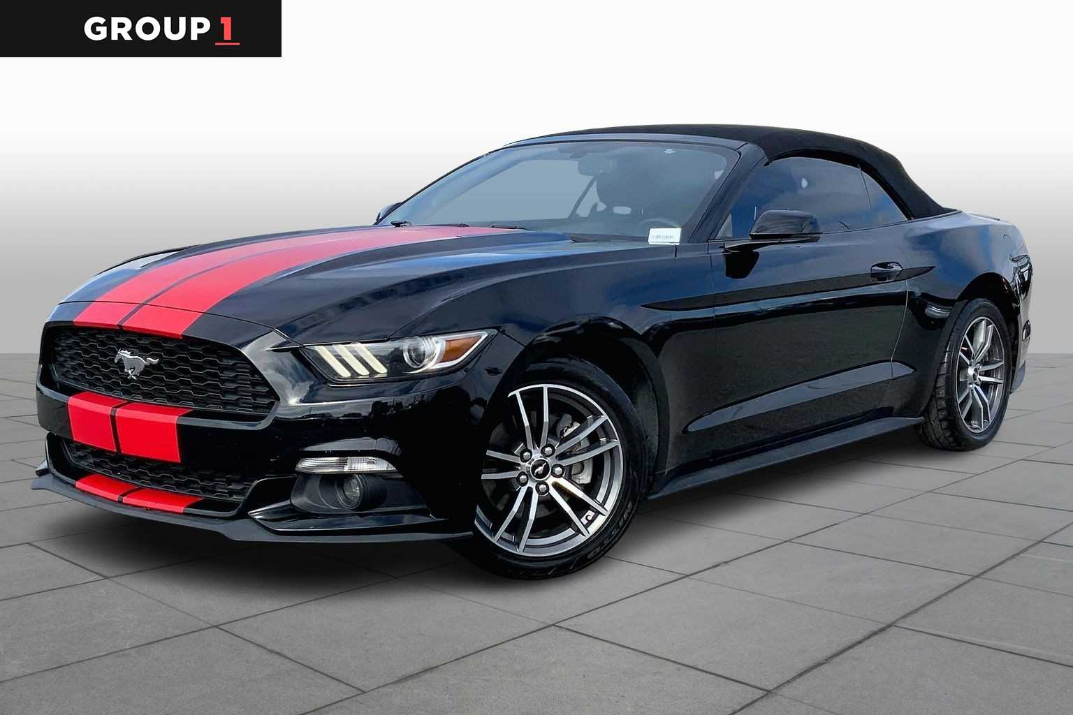 2017 Ford Mustang EcoBoost Premium's photo