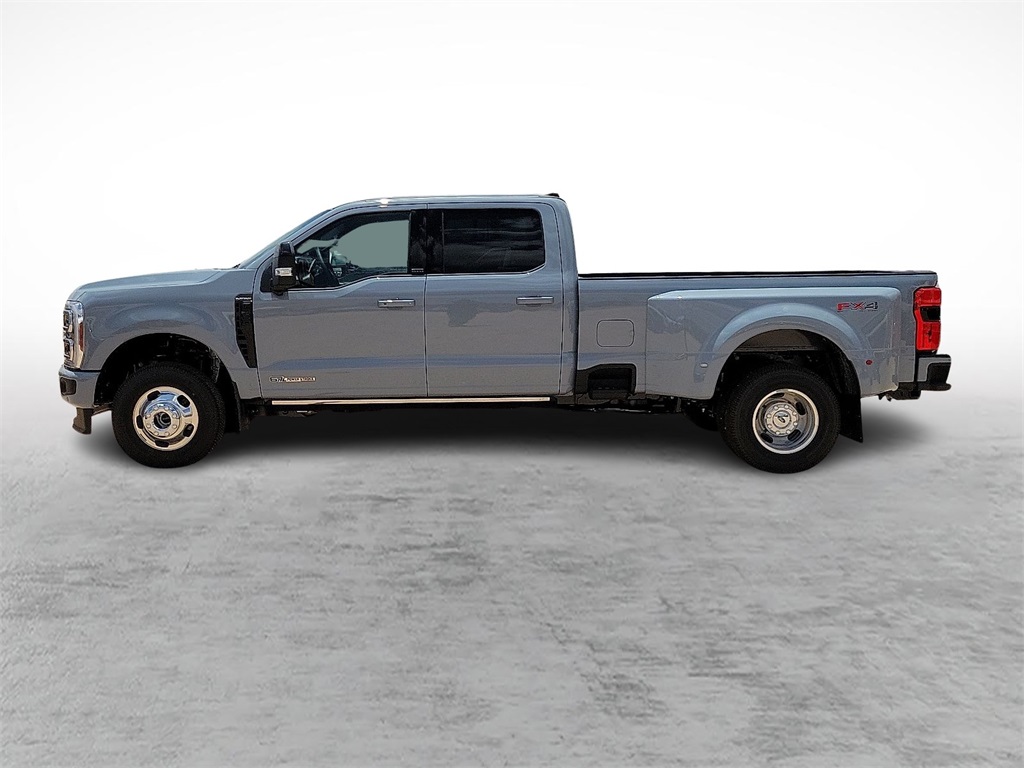2025 Ford F-350 photo 6