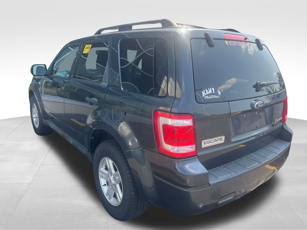 Used 2008 Ford Escape Hybrid with VIN 1FMCU59H98KC69536 for sale in Waukesha, WI