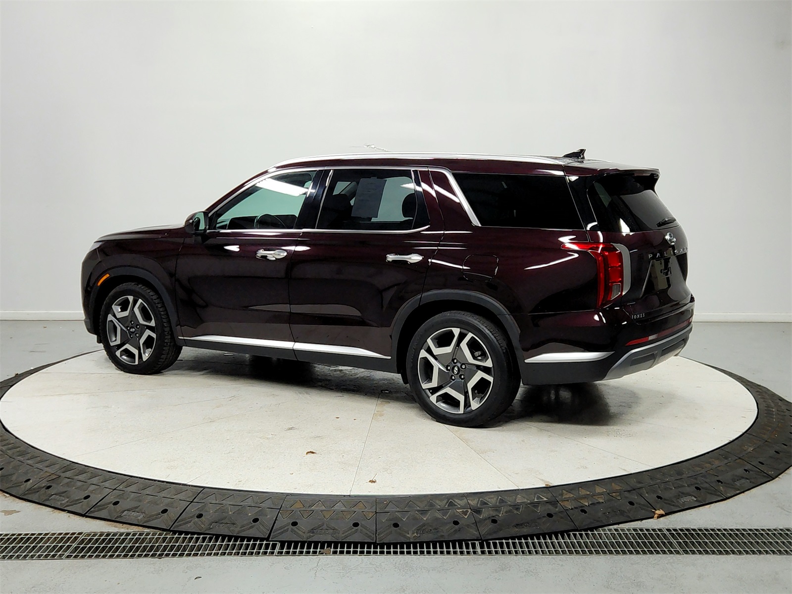 2023 Hyundai Palisade SEL photo 2