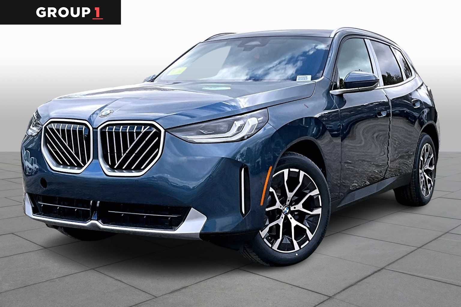 2026 BMW X3 30's photo