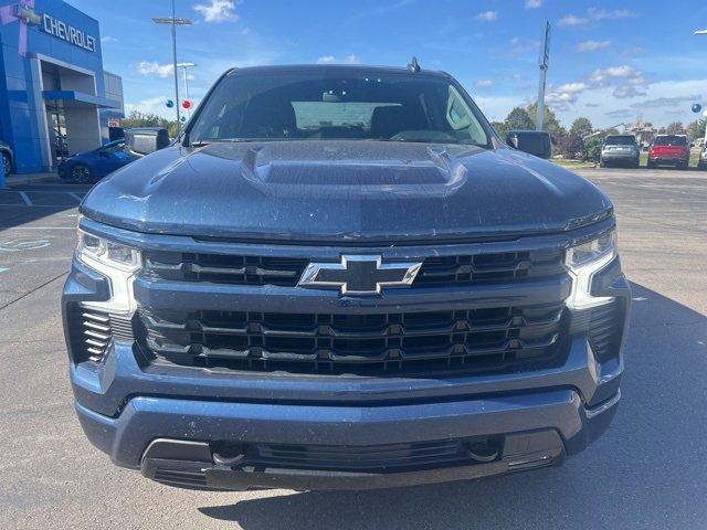 2022 Chevrolet Silverado 1500 RST photo 2