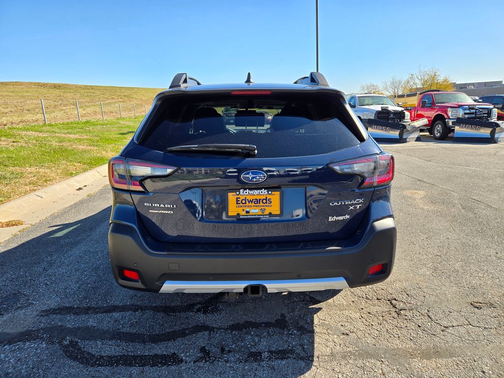 2024 Subaru Outback Limited XT photo 4