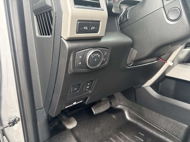 2021 Ford F-350 photo 19