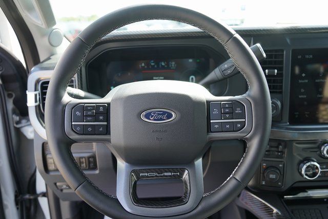2025 FORD F-350 - Image 42