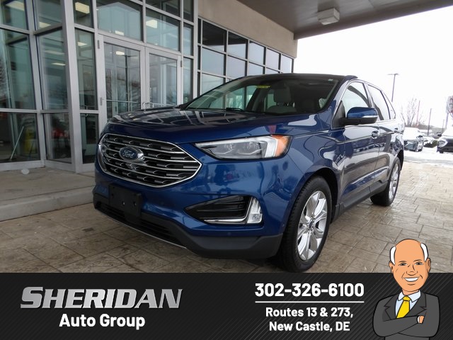 2021 Ford Edge Titanium's photo