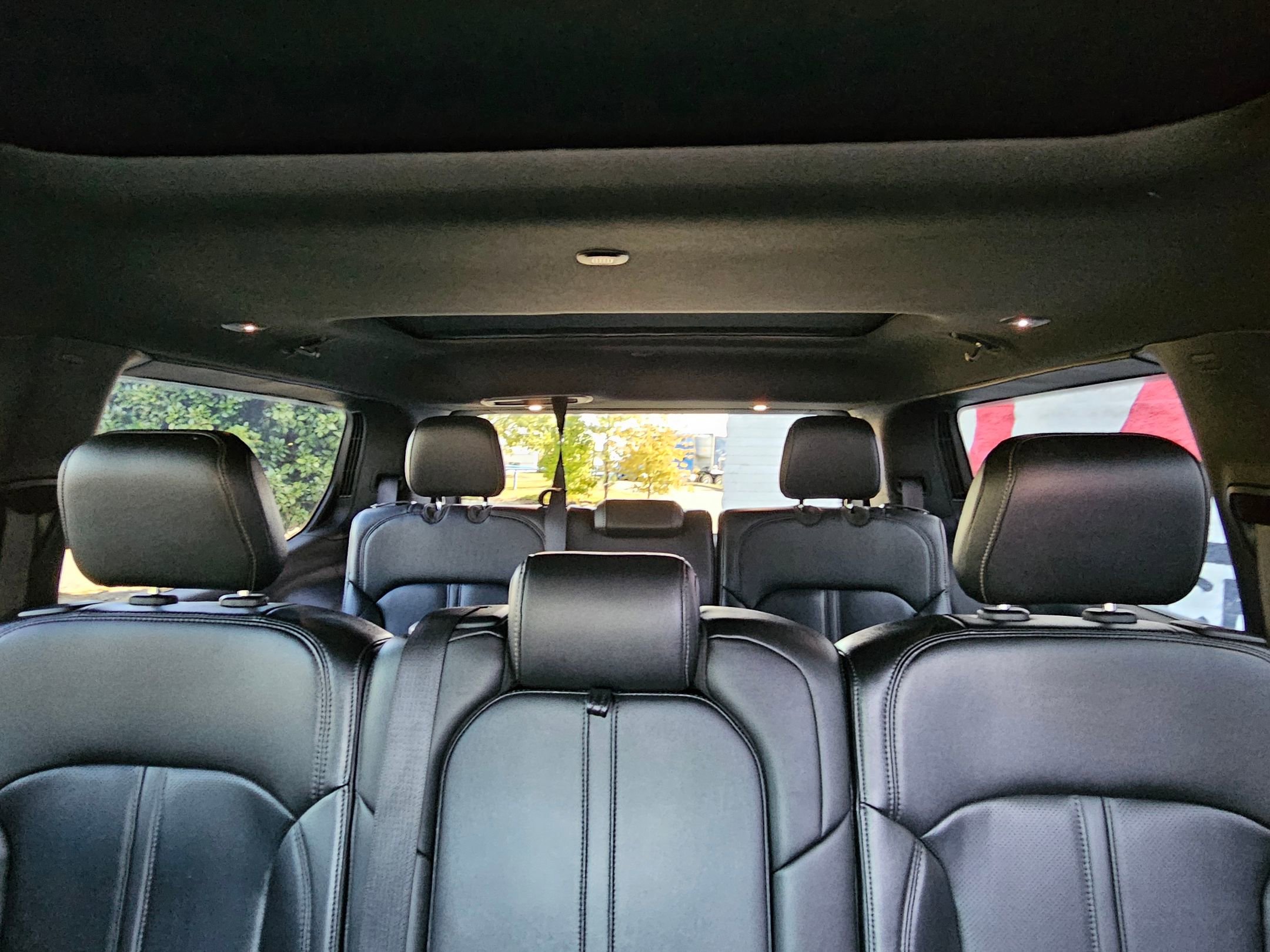 2023 Jeep Wagoneer Base photo 27