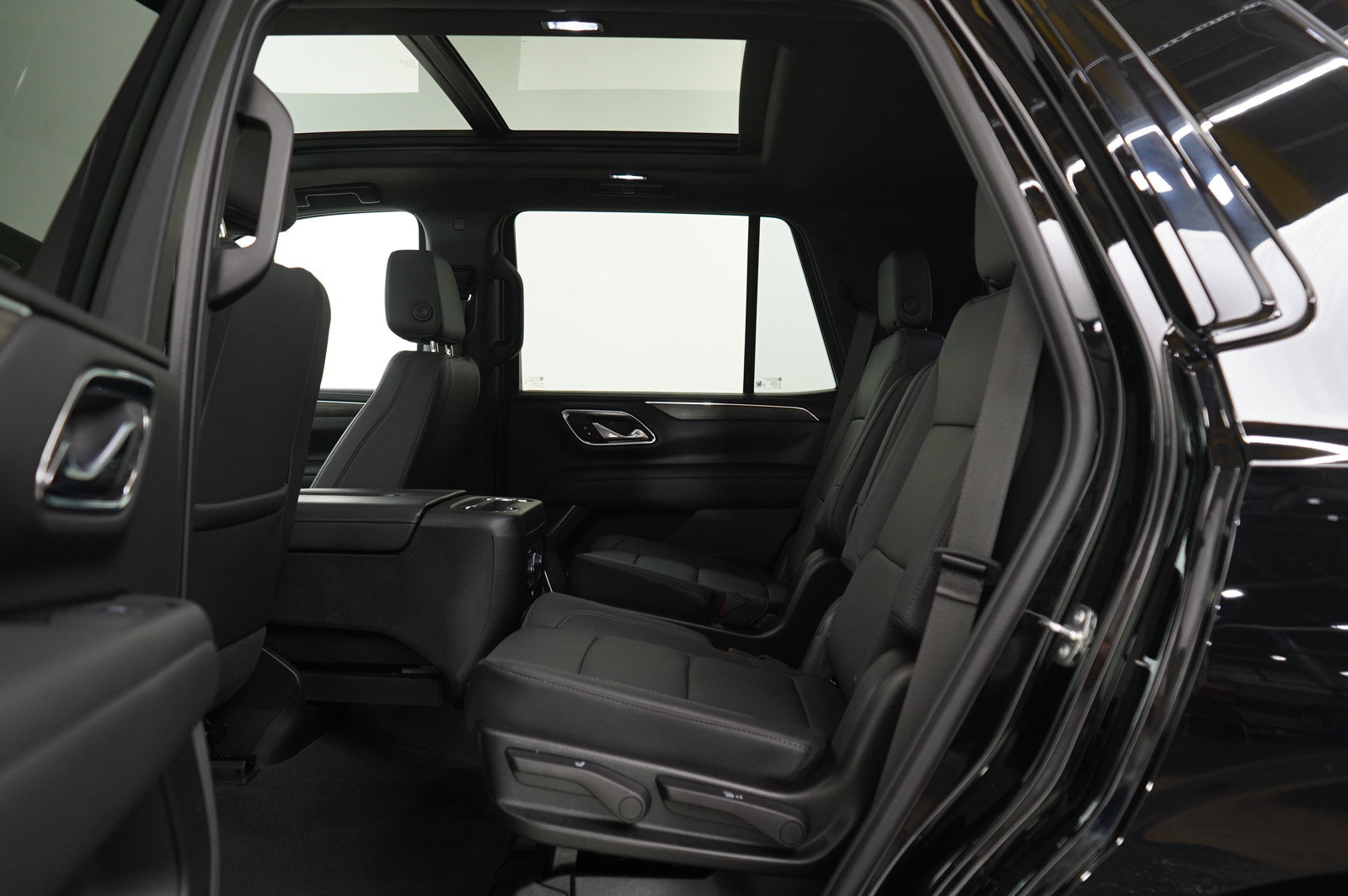 2024 Chevrolet Tahoe Z71 photo 19